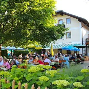 Land-gut-hotel Waldschänke Hotel